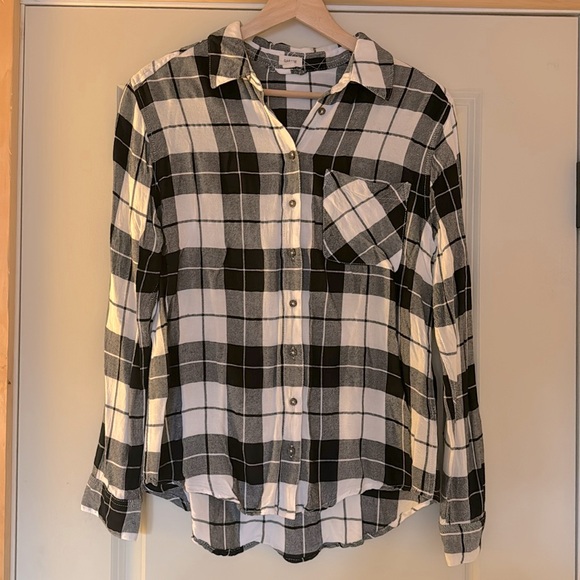 Black and White Button Down - Picture 1 of 4